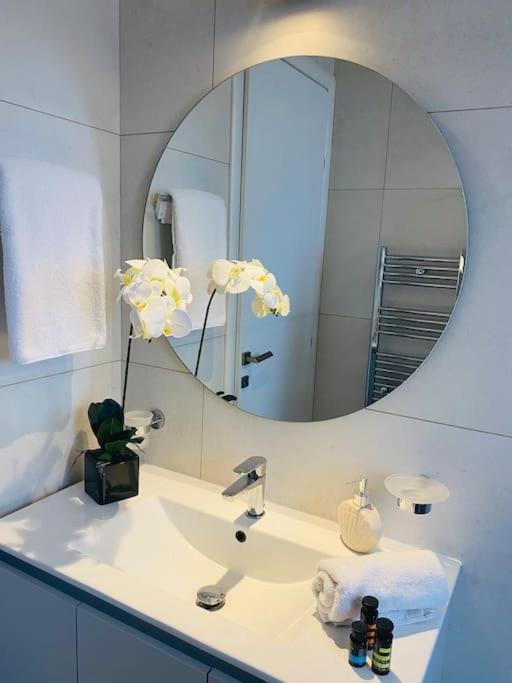 New 2Bd Aprt With Shared Rooftop Pool D3 Athene Buitenkant foto